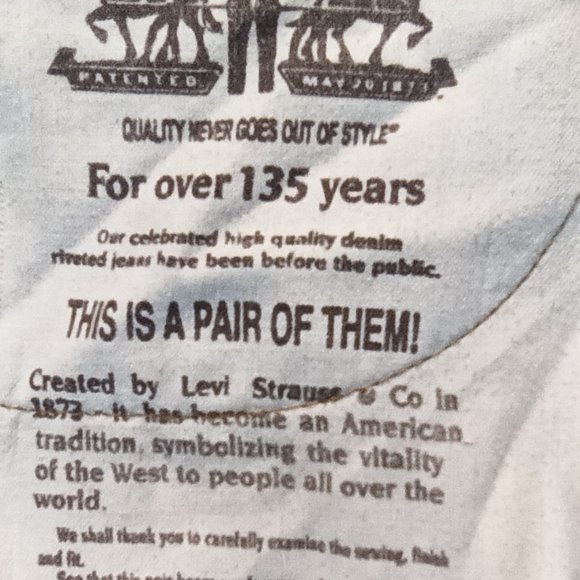 Authentic Levi's - Picture 5 of 9